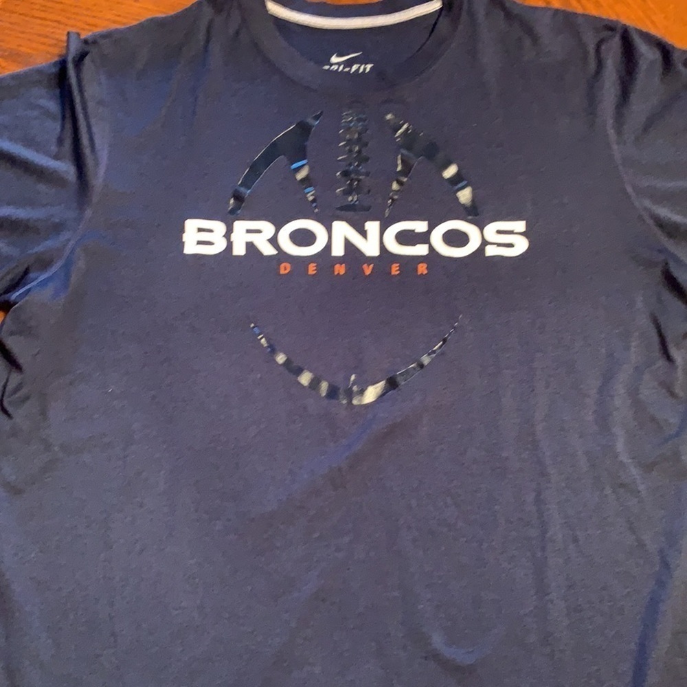 Denver Broncos Distressed Nike Dri Fit Shirt - Picture 2 of 7